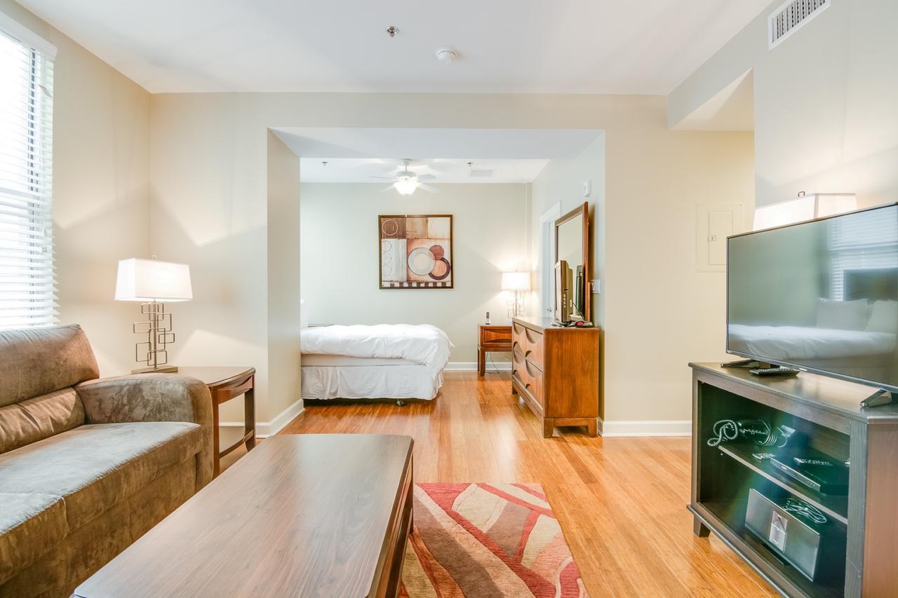 Bluebird Suites Near Autozone Park Memphis Habitación foto