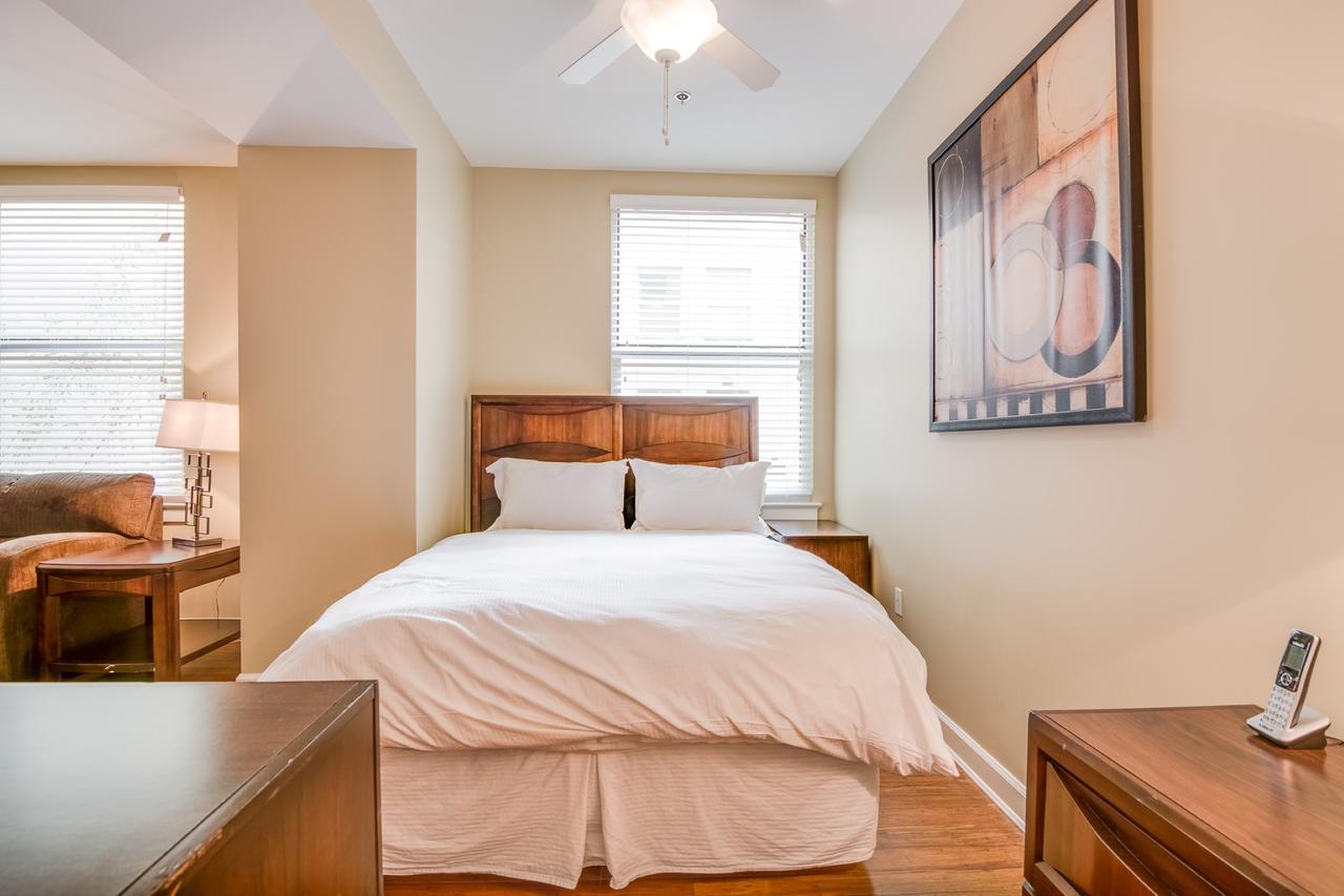 Bluebird Suites Near Autozone Park Memphis Habitación foto