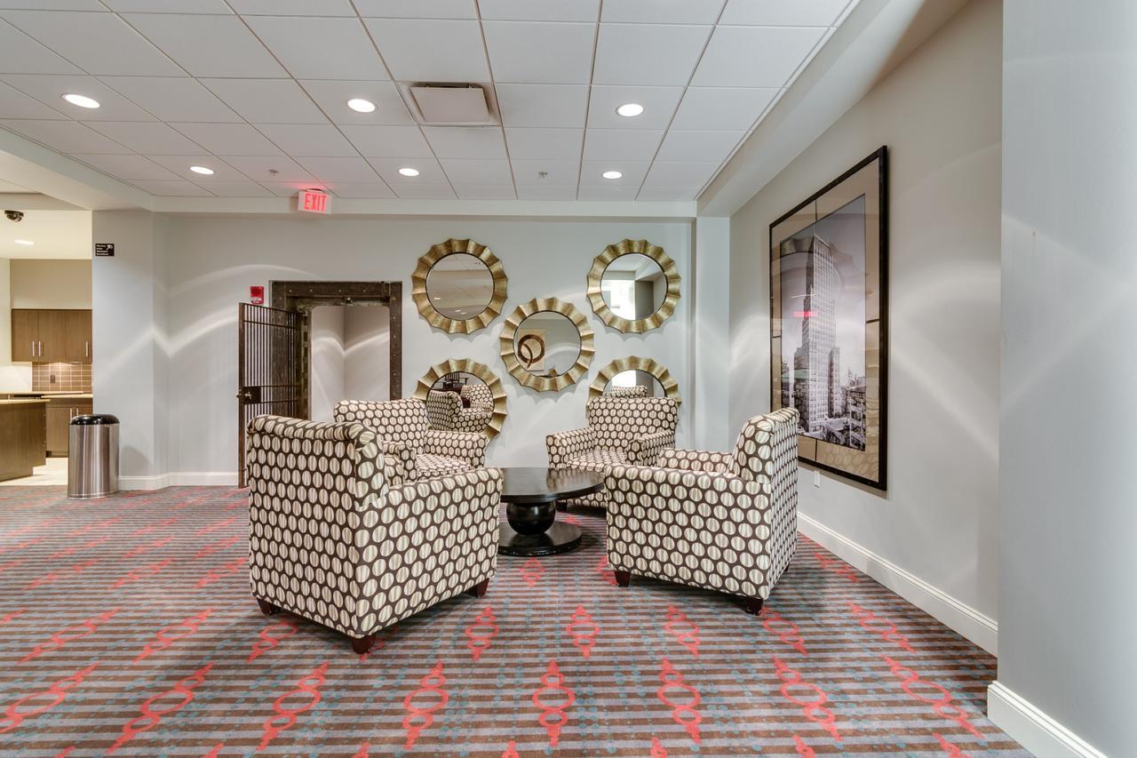 Bluebird Suites Near Autozone Park Memphis Exterior foto